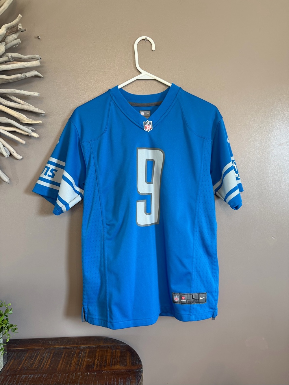 Nike Detroit Lions Matthew Stafford #9 blue youth‎ game jersey.